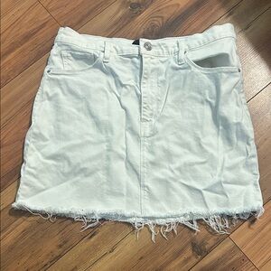 Hudson Jeans Frayed Hem White Mini Skirt